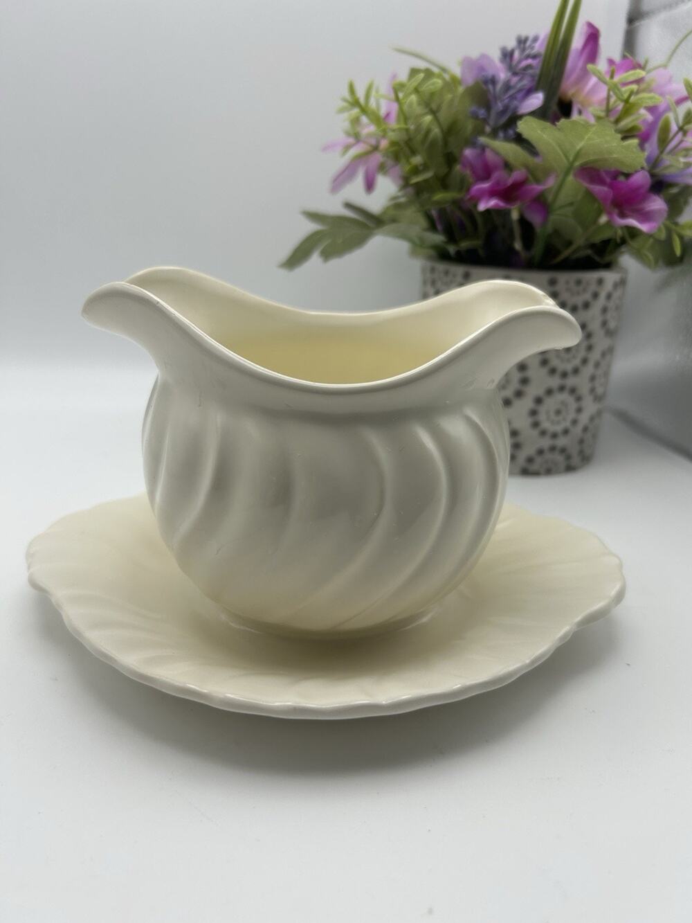 Vintage Franciscan California Pottery Ware Coronado Gravy Boat Double Spout 1-C